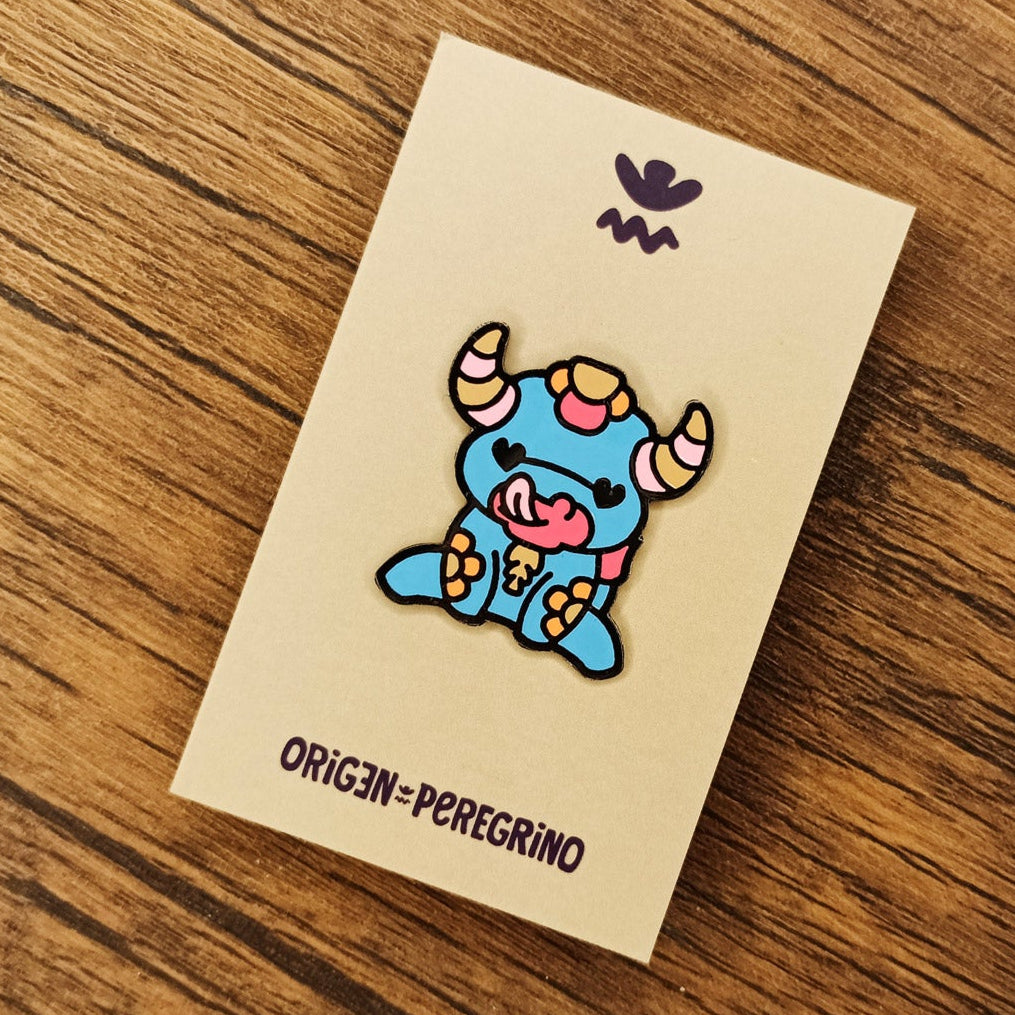pin enamel torito celeste