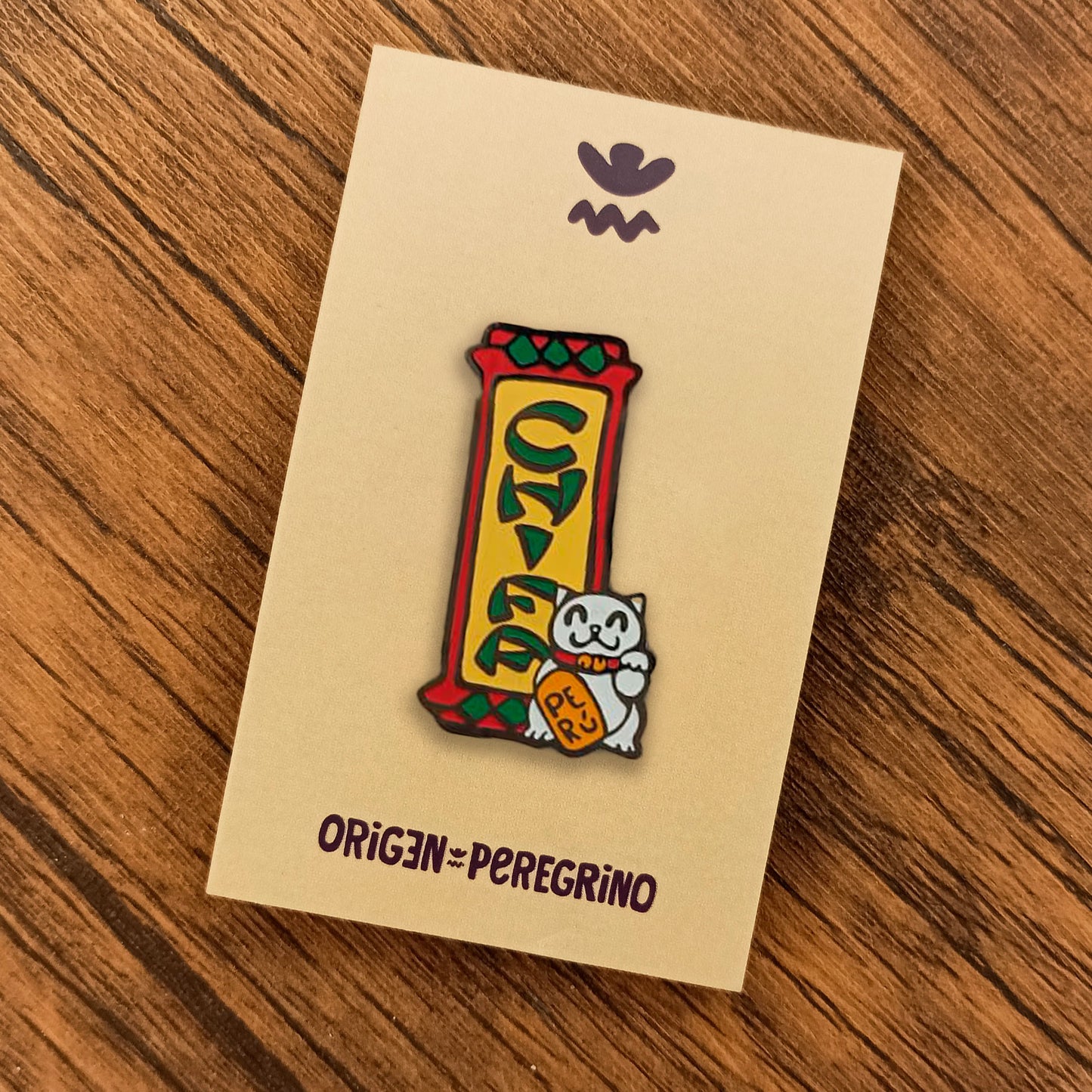 Pin Gatito de chifa